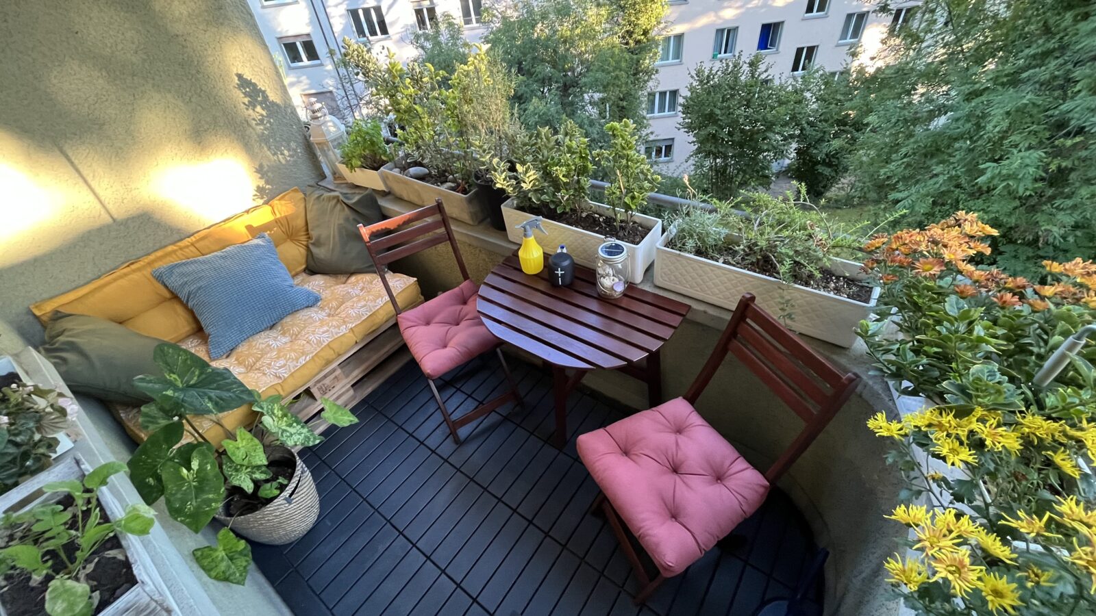 Zimmer in 3-Zimmer-Wohnung in Wipkingen